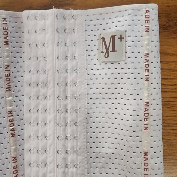 NEW Bundle of 2; M+ Waist Trainers NUDE BLACK - Picture 15 of 15